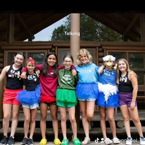 Meet your Posher, Annabel